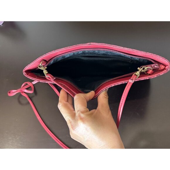 Vintage Shoulder Bag Paisley Flower Leaf Pattern Faux Leather - Picture 2 of 5